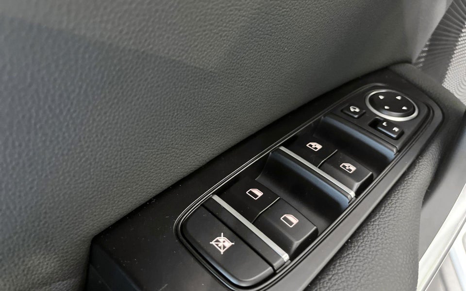 Kia XCeed 1,6 PHEV Prestige DCT 5d