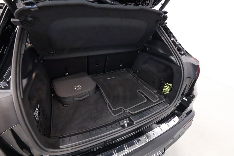 Mercedes EQA250+ AMG Advance 5d