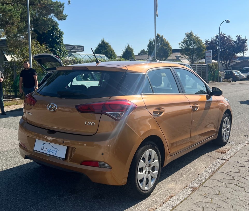 Hyundai i20 1,25 Trend 5d