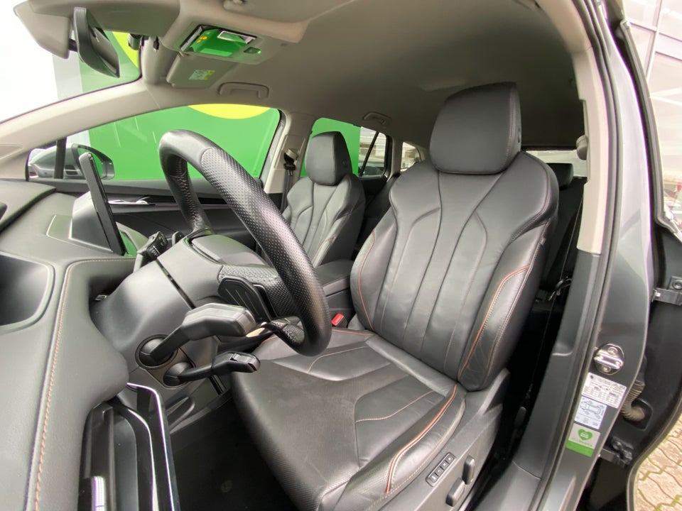 Skoda Enyaq 80 iV Plus Suite 5d