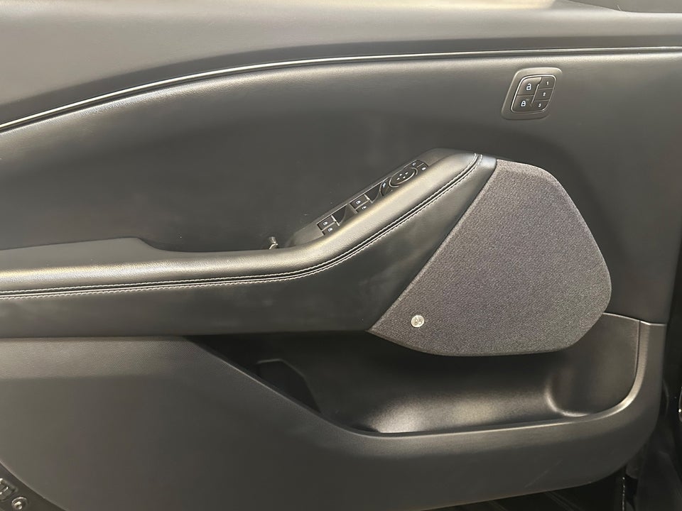 Ford Mustang Mach-E 88 Premium Extended Range 5d