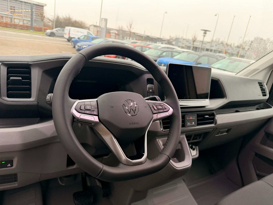 VW Crafter 35 2,0 TDi 177 Kassevogn L3H2 aut.