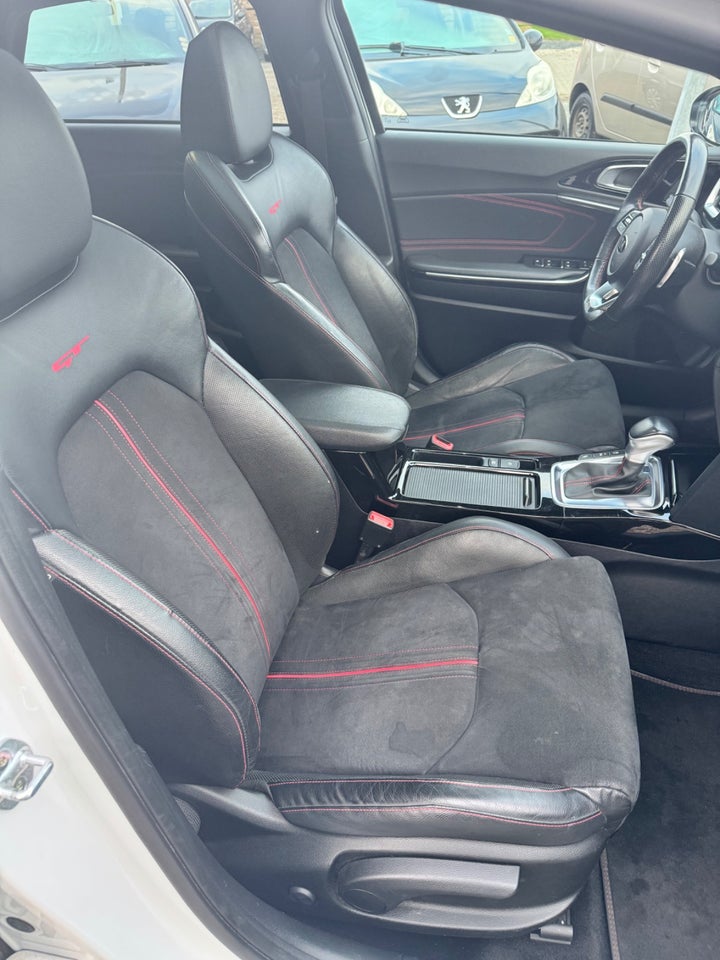 Kia ProCeed 1,6 T-GDi GT DCT 5d