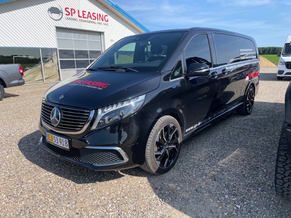 Mercedes EQV300 Avantgarde XL Van
