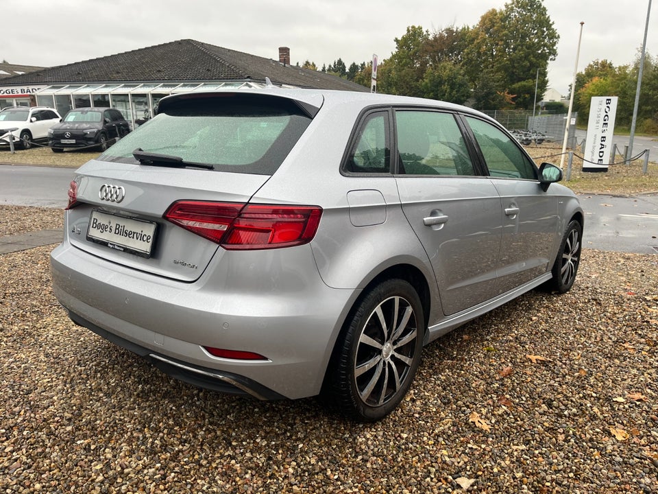 Audi A3 1,4 e-tron Sportback S-tr. 5d