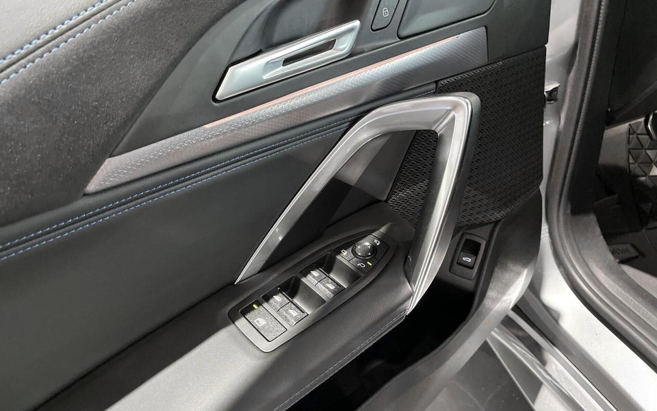 BMW iX2 eDrive20 M-Sport 5d