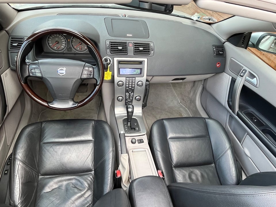 Volvo C70 2,5 T5 Summum aut. 2d