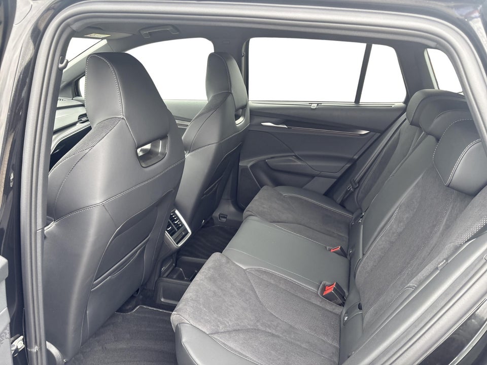 Skoda Elroq 85 iV Sportline 5d
