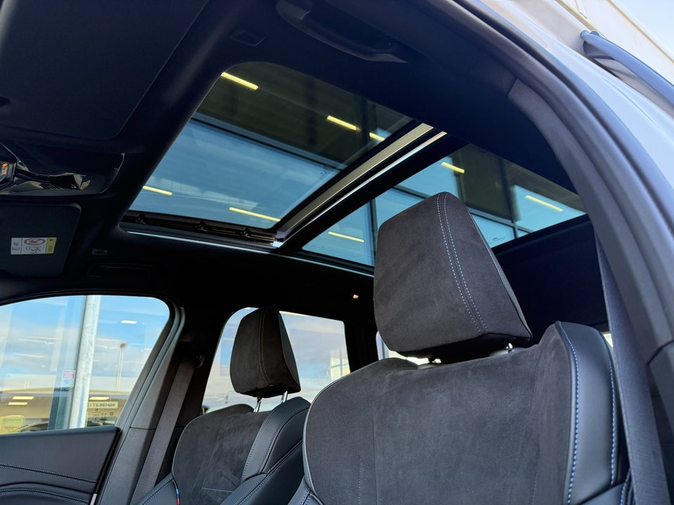 BMW iX1 eDrive20 M-Sport 5d