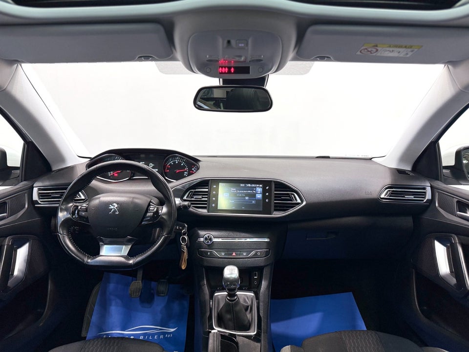 Peugeot 308 1,6 BlueHDi 120 Style 5d