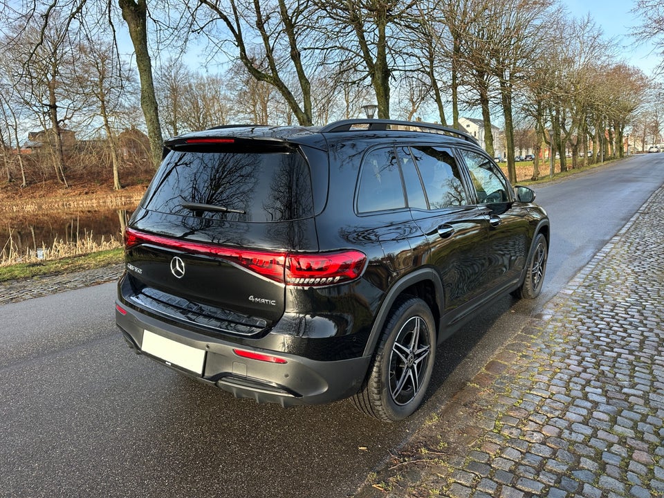 Mercedes EQB350 AMG Line 4Matic 7prs 5d