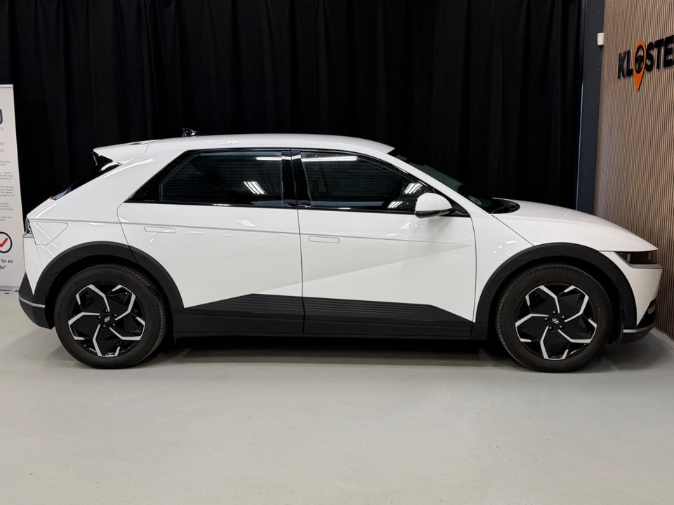 Hyundai Ioniq 5 77 Essential 5d