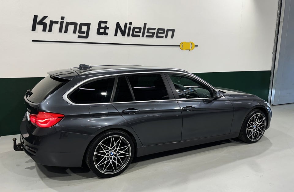 BMW 320d 2,0 Touring aut. 5d