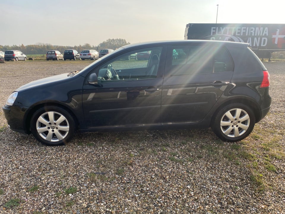 VW Golf V 1,4 TSi 140 Trendline DSG 5d