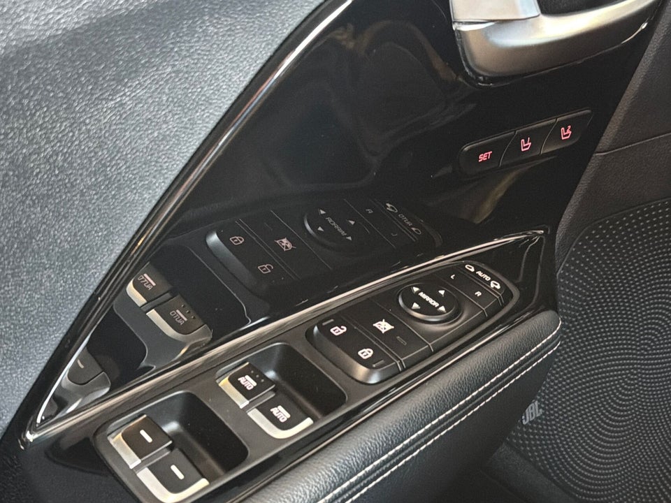 Kia e-Niro 64 Advance 5d