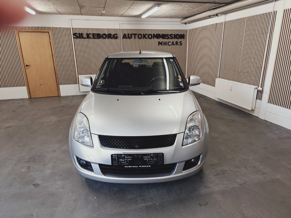 Suzuki Swift 1,3 Style 5d