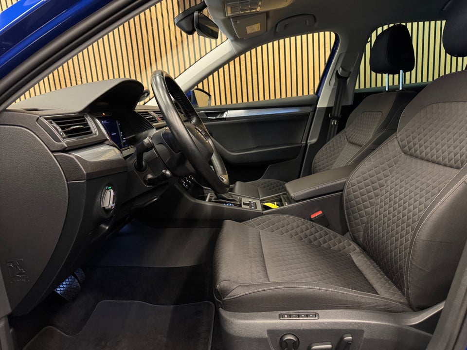 Skoda Superb 1,4 TSi iV Ambition Combi DSG 5d