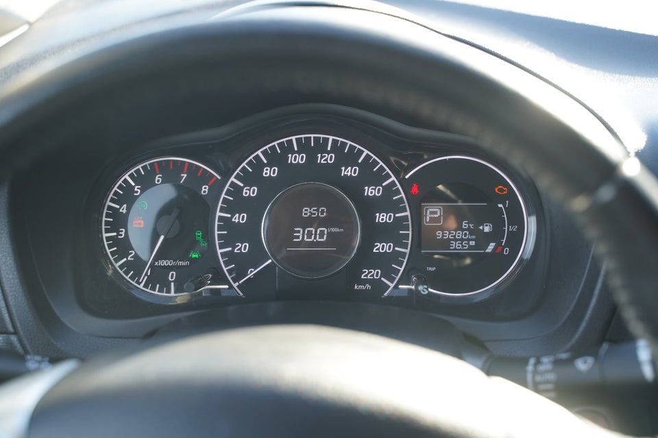 Nissan Note 1,2 Dig-S 98 Tekna CVT 5d