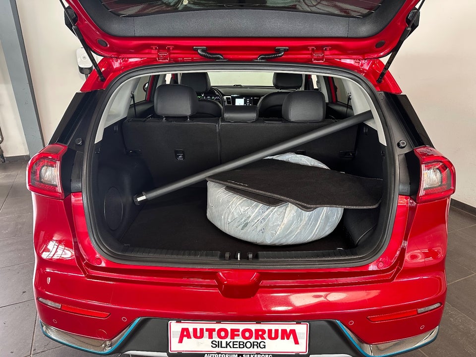 Kia Niro 1,6 PHEV Advance+ DCT 5d