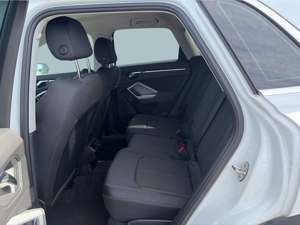 Audi Q3 45 TFSi e Attitude plus Sportback S-tr. 5d