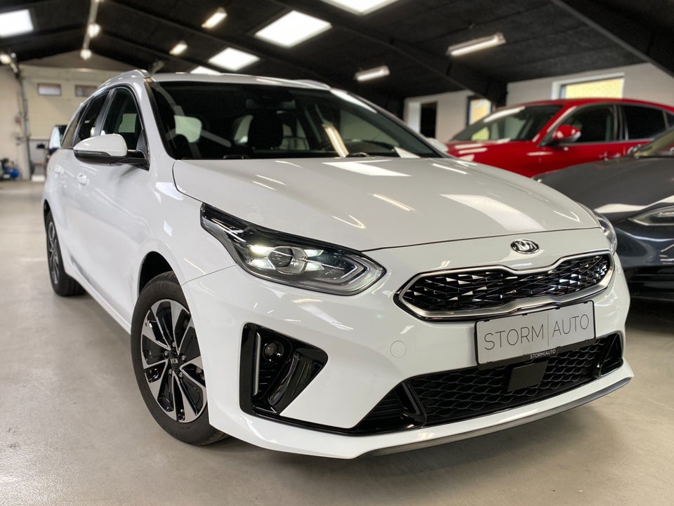 Kia Ceed 1,6 PHEV Prestige SW DCT 5d