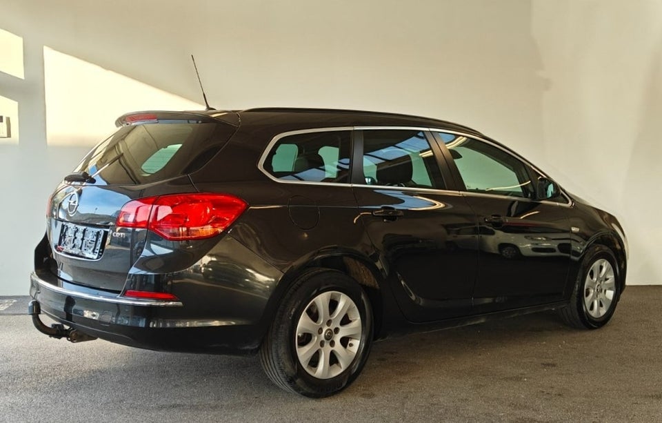 Opel Astra 1,6 CDTi 110 Enjoy Sports Tourer eco 5d