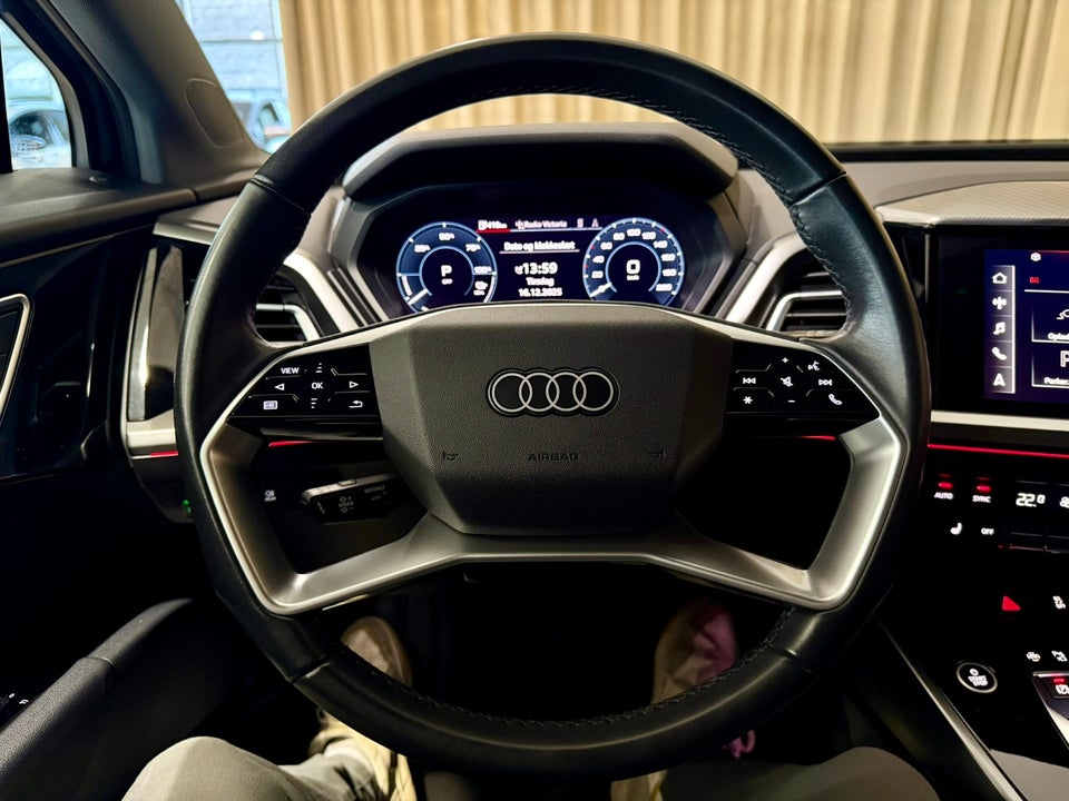 Audi Q4 e-tron 40 Attitude 5d