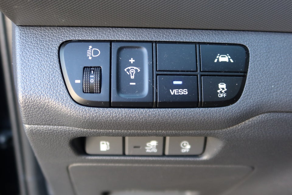 Hyundai Ioniq 1,6 PHEV Trend DCT 5d