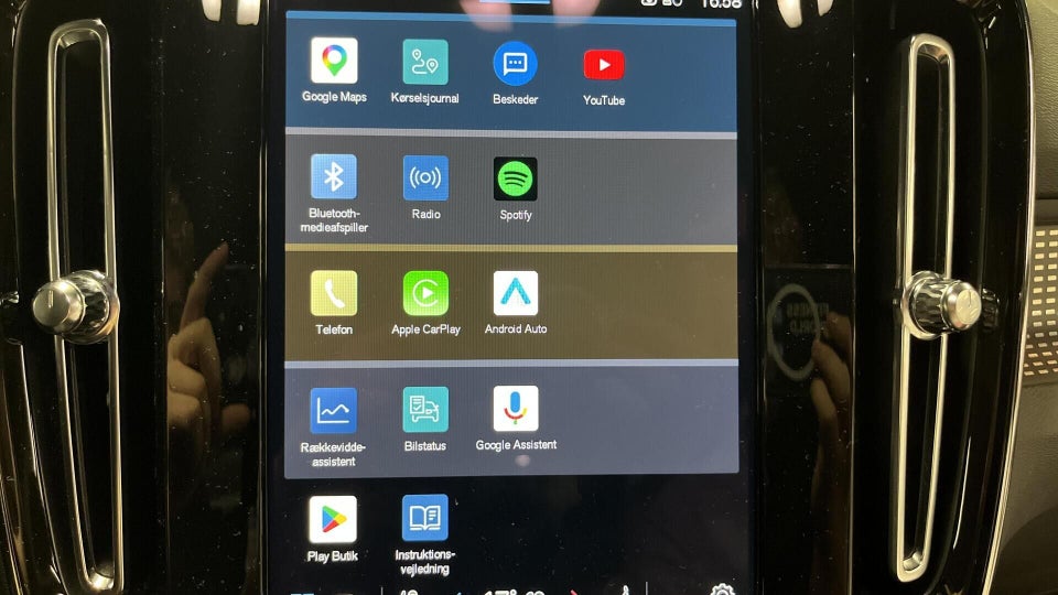 Volvo XC40 P6 ReCharge Plus 5d