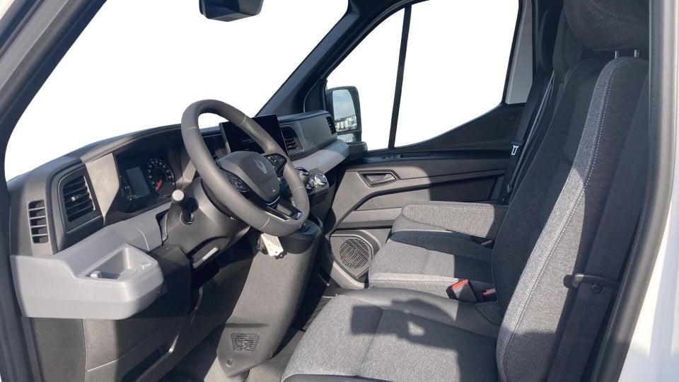 Renault Master V T33 2,0 dCi 130 L2H2 Kassevogn Tekno