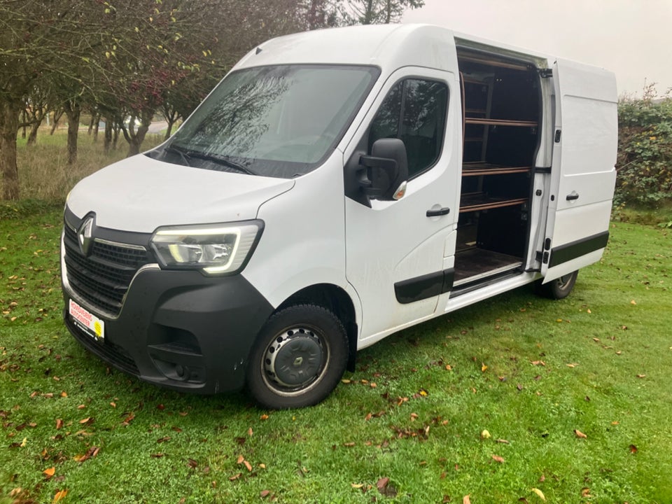 Renault Master IV T33 2,3 dCi 150 L2H2 Kassevogn