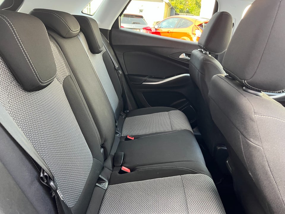 Opel Grandland X 1,5 CDTi 130 Enjoy 5d