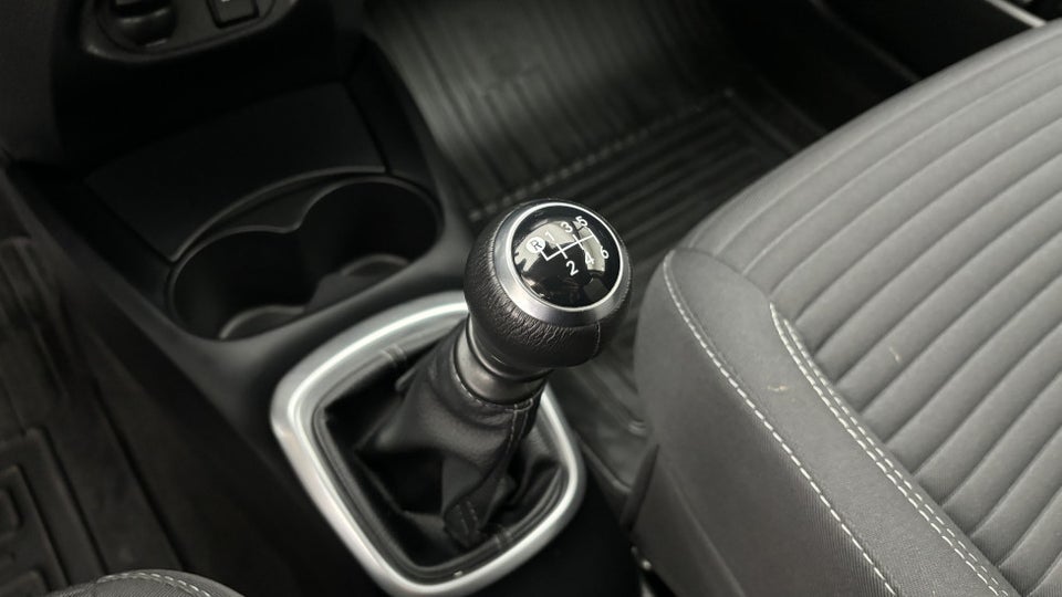 Toyota Yaris 1,5 VVT-iE T2 Limited 5d