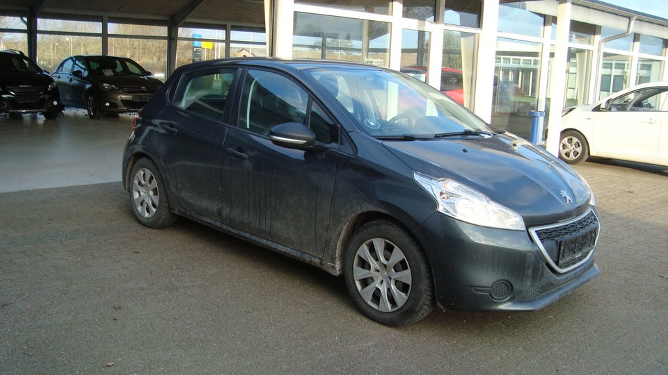 Peugeot 208 1,0 VTi Access 5d