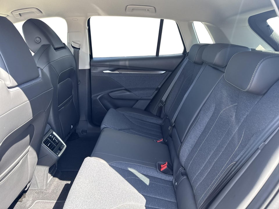 Skoda Elroq 85 iV Selection 5d