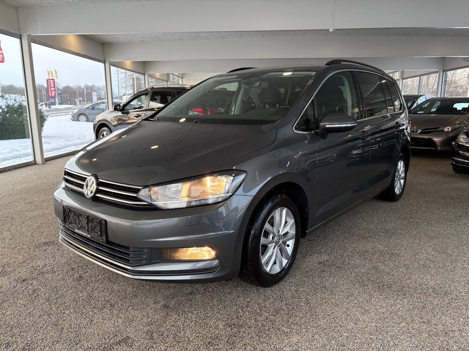 VW Touran 1,6 TDi 115 Comfortline DSG 7prs 5d