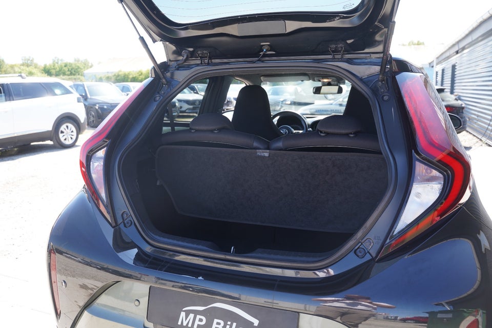 Toyota Aygo X 1,0 Air Envy s-CVT 5d