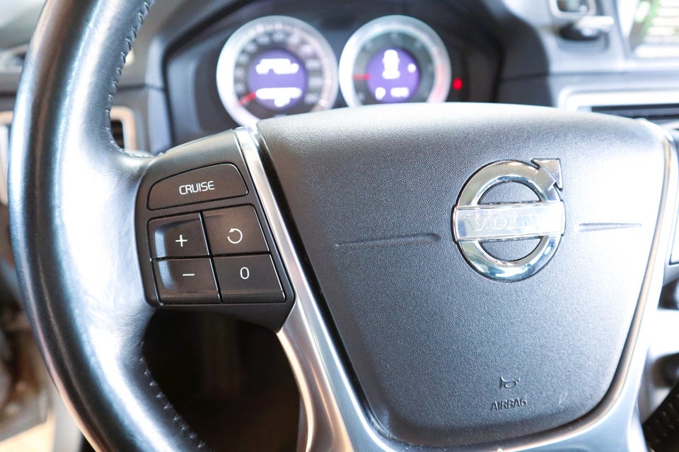 Volvo V70 2,0 D4 163 Summum aut. 5d