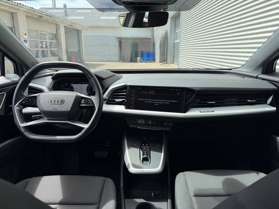 Audi Q4 e-tron 40  5d