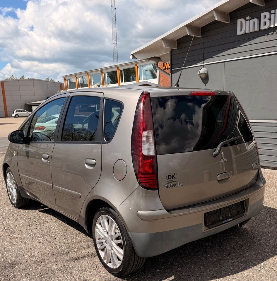 Mitsubishi Colt 1,5 Invite Coolpack 5d