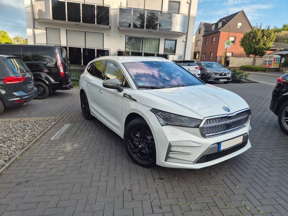 Skoda Enyaq 85 iV Laurin & Klement 5d