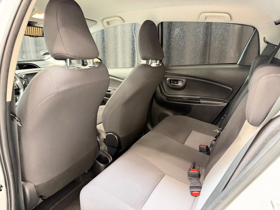 Toyota Yaris 1,5 VVT-iE T1 5d