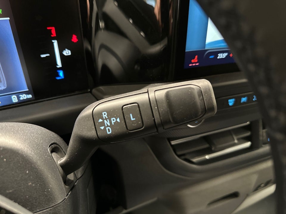 Ford E-Transit Custom 320L 64 Limited