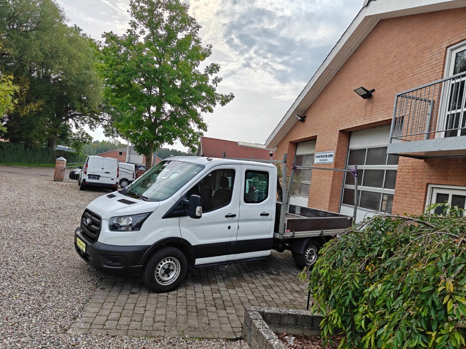 Ford Transit 350 L3 Chassis 2,0 TDCi 130 Db.Kab Ambiente RWD