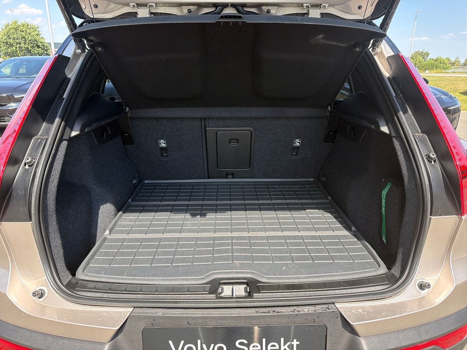 Volvo XC40 P6 ReCharge Plus 5d