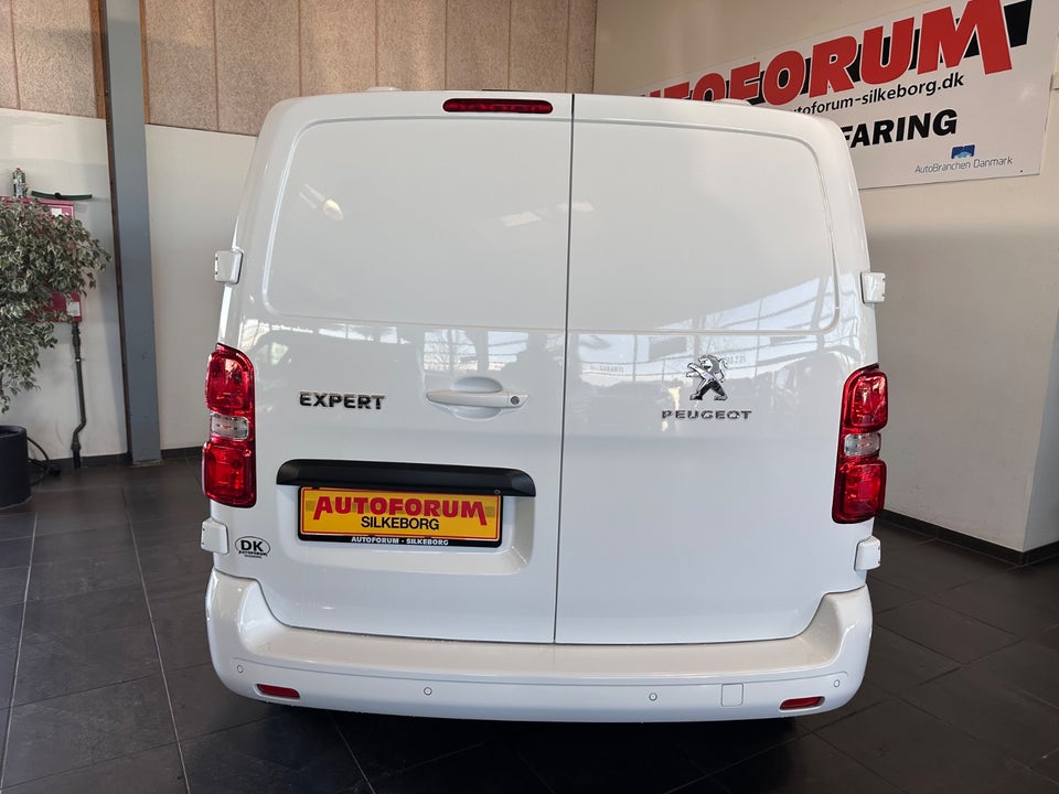 Peugeot Expert 2,0 BlueHDi 122 L2 Premium EAT8 Van