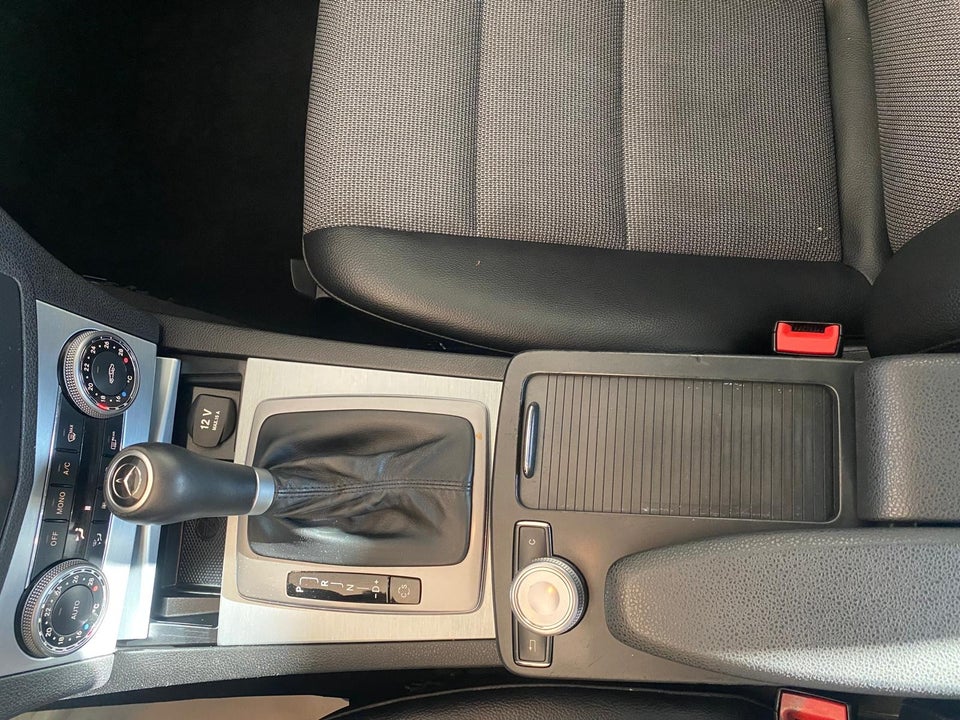 Mercedes C230 2,5 V6 Avantgarde aut. 4d