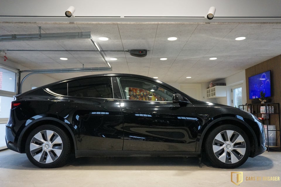 Tesla Model Y RWD 5d