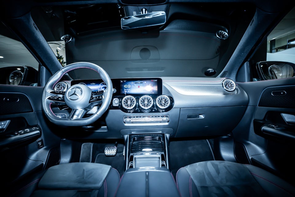 Mercedes EQA350 AMG Advance 4Matic 5d