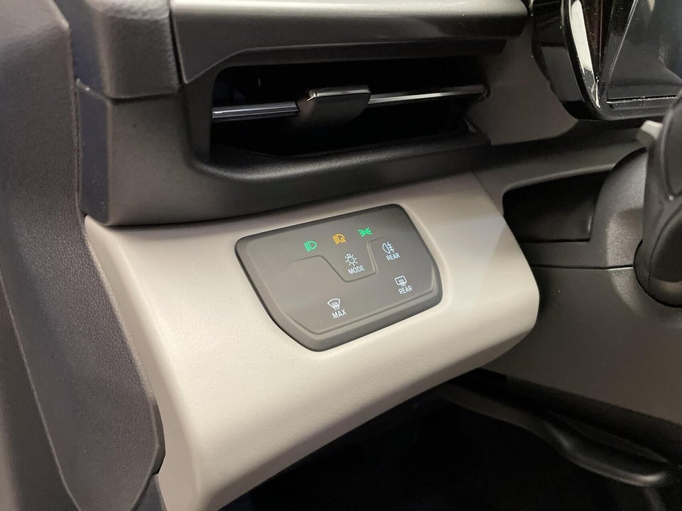 Ford Capri 77 Select Extended Range 5d